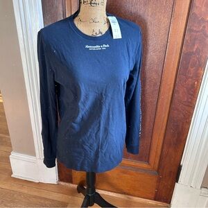 Abercrombie & Fitch Black Long Sleeve Tee